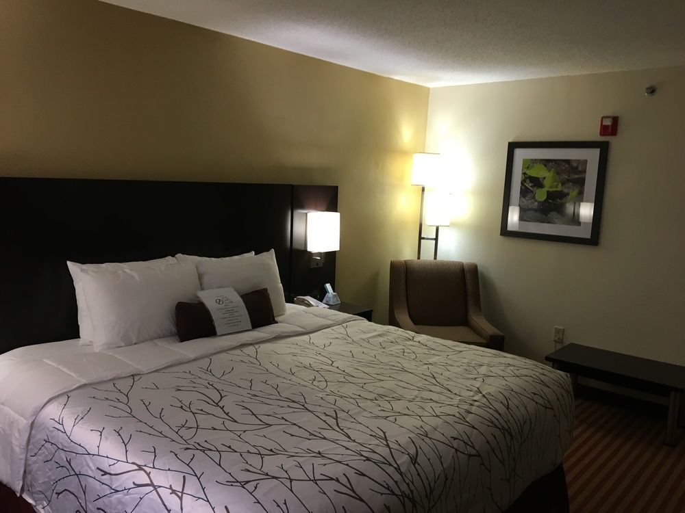 Best Western Patriots Point Mount Pleasant Exterior photo