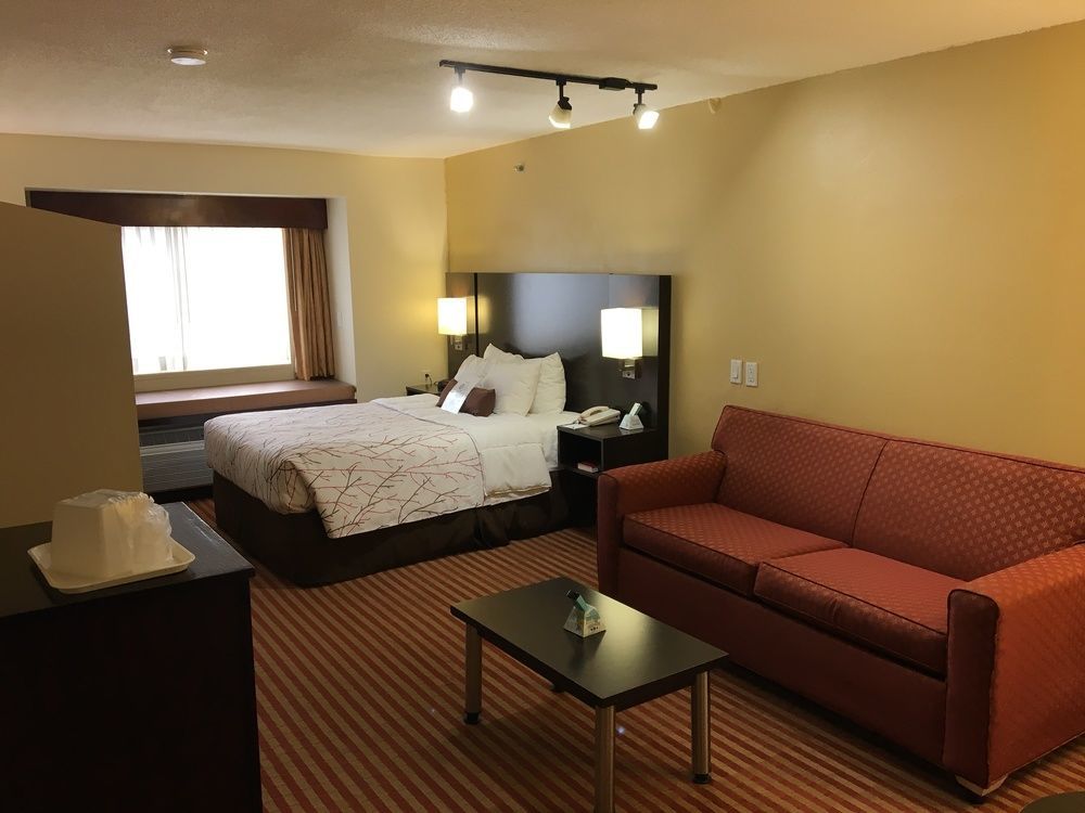 Best Western Patriots Point Mount Pleasant Exterior photo