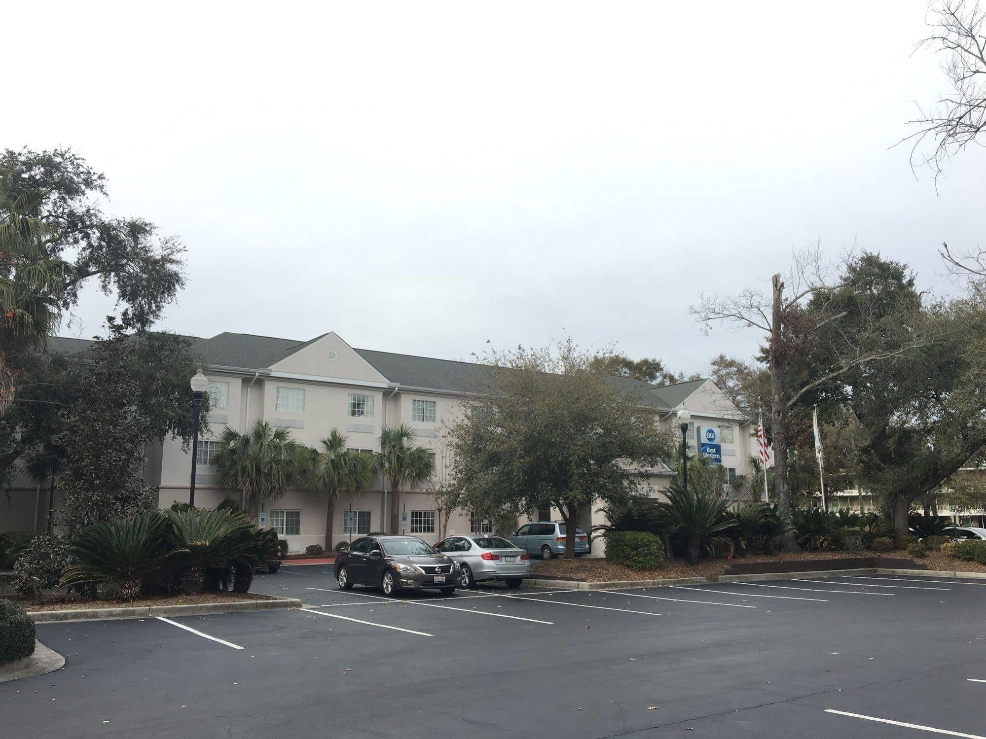 Best Western Patriots Point Mount Pleasant Exterior photo